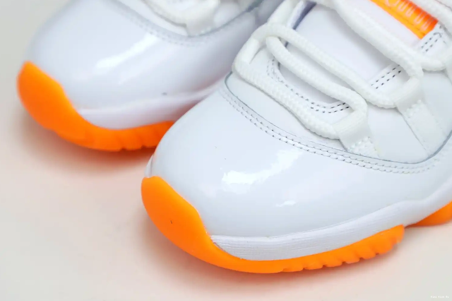 CITRUS' Kimikick RETRO 11 AIR 'BRIGHT LOW JORDAN WMNS 0813